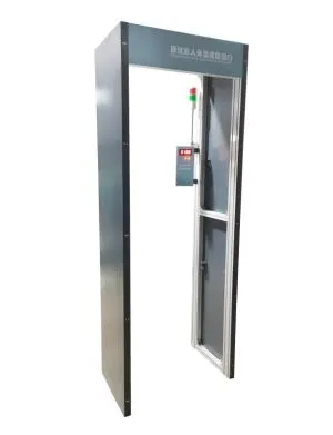 Caminhada de verificação de temperatura através do portão do detector de metais para hospitais e outras áreas públicas